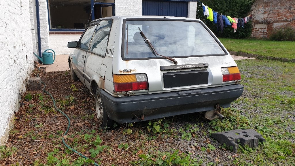 Toyota corolla 1987 épave, Auto-onderdelen, Ophalen, Toyota