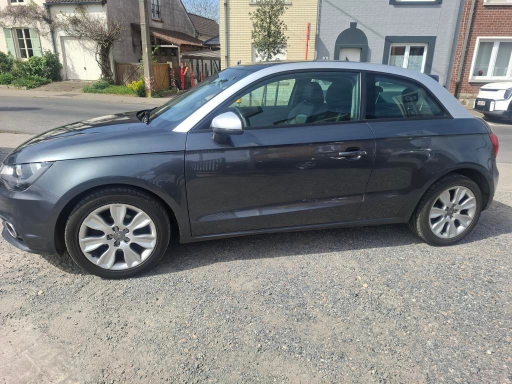 AUDI A1 1.6 TDI FULL OPTIONS  AUTOMATIQUE, Autos, Cuir, A1, Entreprise, 5 portes