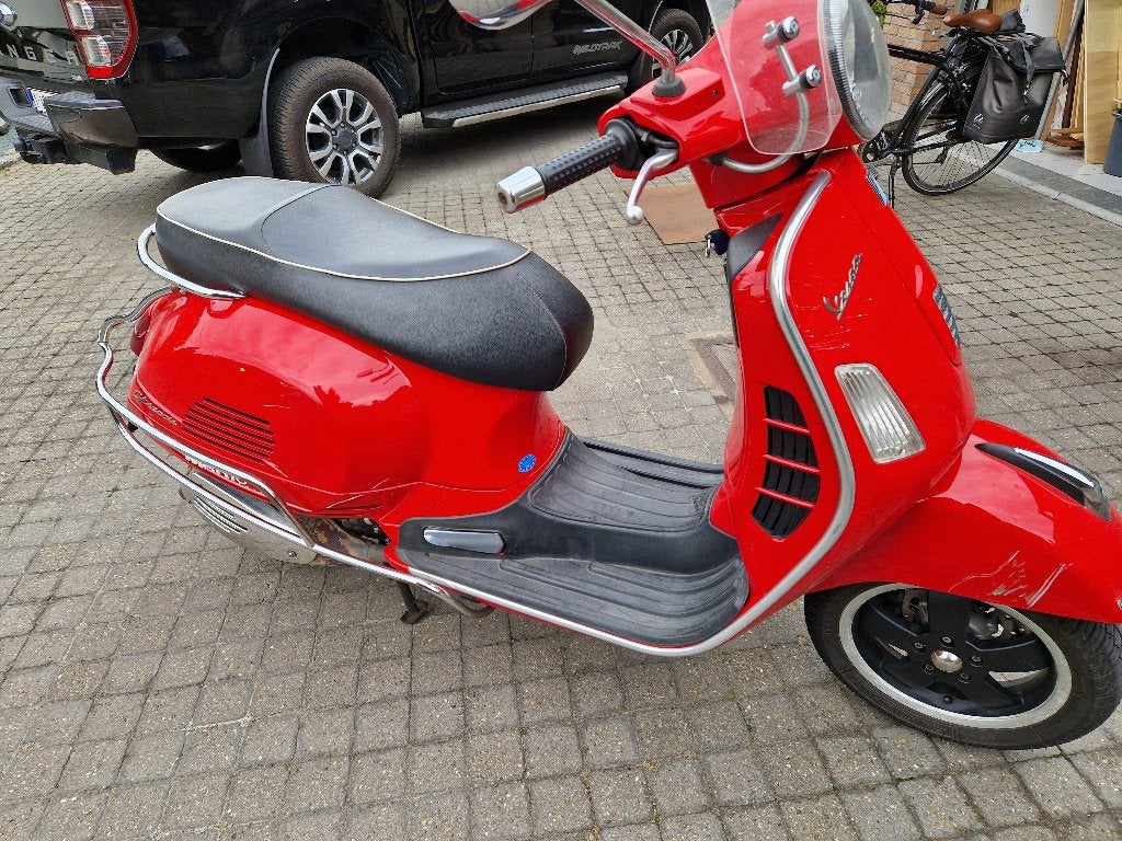 Vepa GTS 300cc, Motoren, 300 cc, Gebruikt, Particulier, Overig