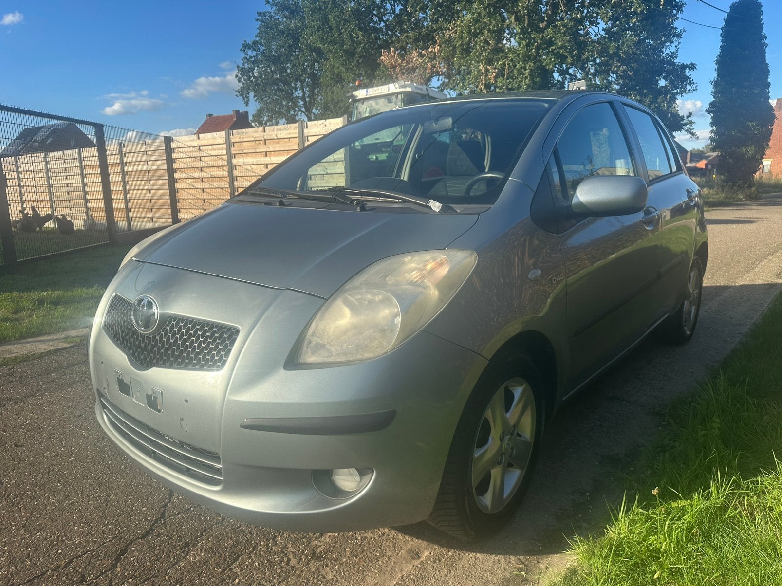 TOYOTA YARIS AUTOMATIQUES, Autos, Argent ou Gris, Entreprise, Noir, 5 portes