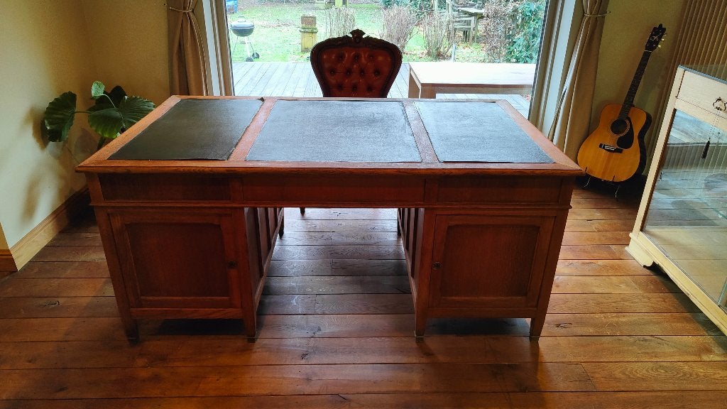 Ancien bureau anglais, Enlèvement