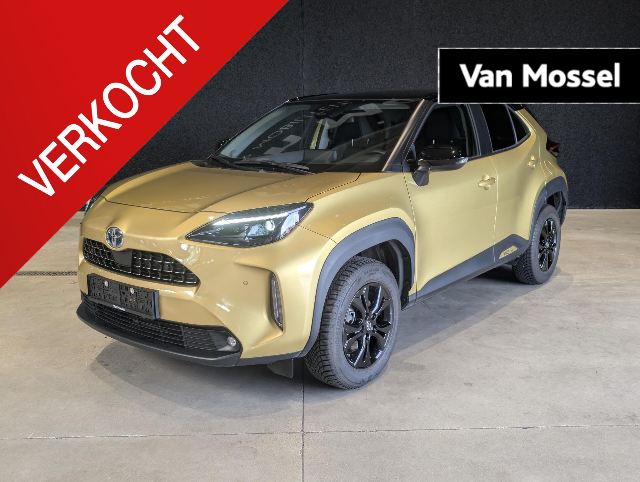 Toyota Yaris Cross | TWEE BANDENSETS | PANO DAK | JBL AUDIO, Auto's, Toyota, Stof, Gebruikt, Overige kleuren, Bedrijf