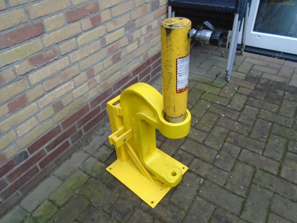 Werkplaatspers, pons, gatenpons, C-beugel, pers. Enerpac, Auto diversen, Autogereedschap, Ophalen, Gebruikt