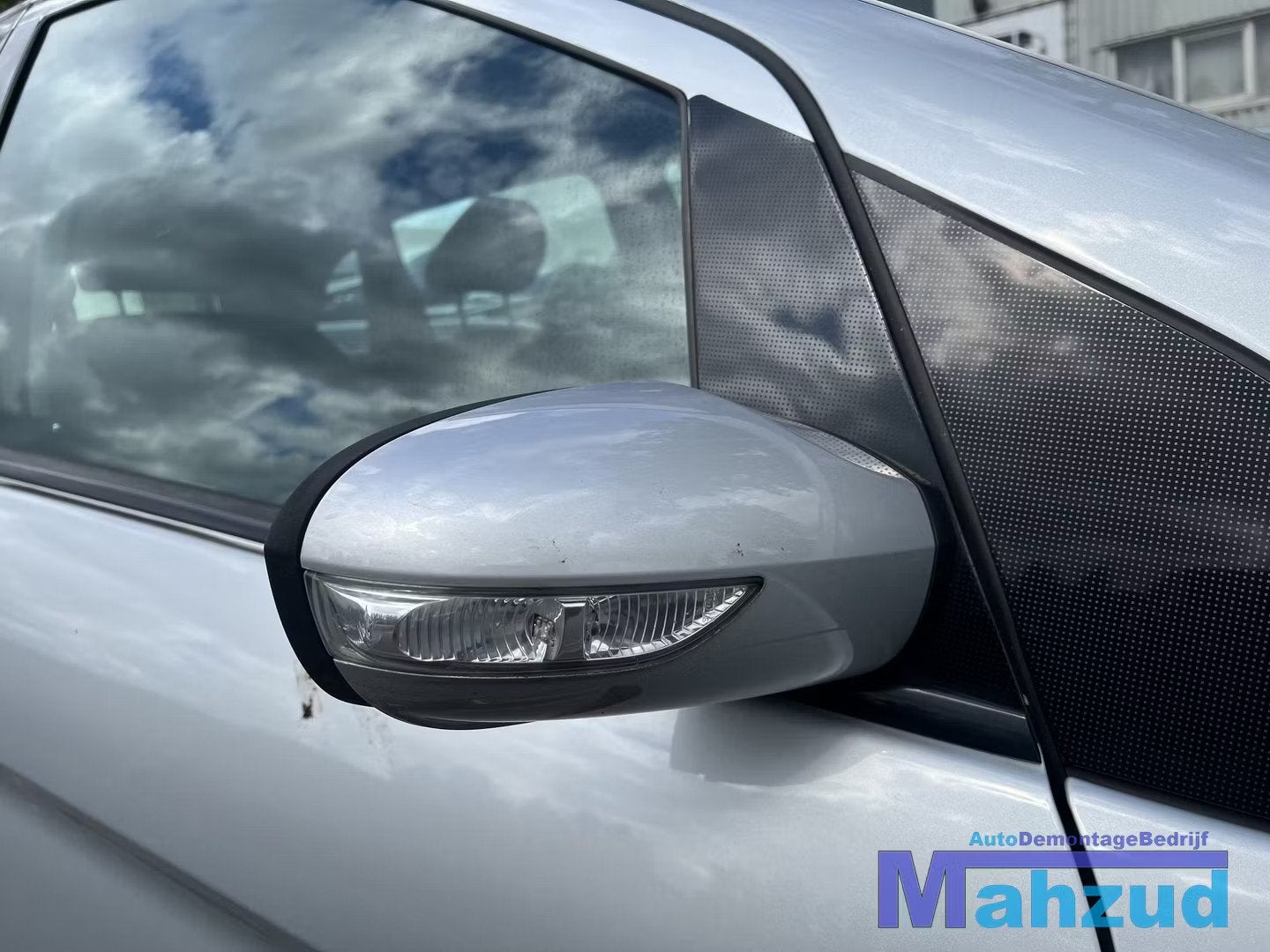 MERCEDES B KLASSE W245 ZILVER 761 rechts spiegel 2005-2011, Gebruikt, Mercedes-Benz AG, Mercedes-Benz, Mercedesstrasse 120
70372  Stuttgart, DE