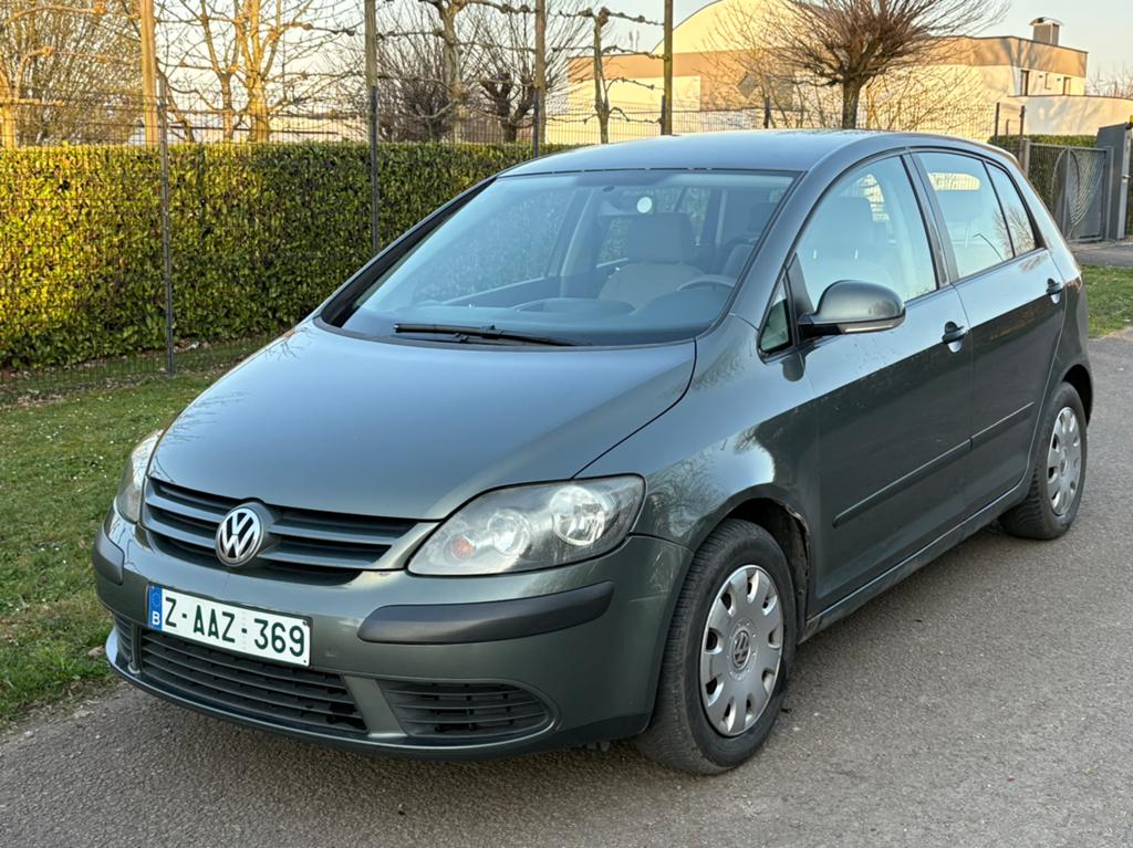 VW GOLF PLUS 1.4i ESSENCE 226 000KM CARPASS 2005, Autos, Volkswagen, Entreprise, Golf, Essence, Euro 4, MPV ou Monospace, 5 portes