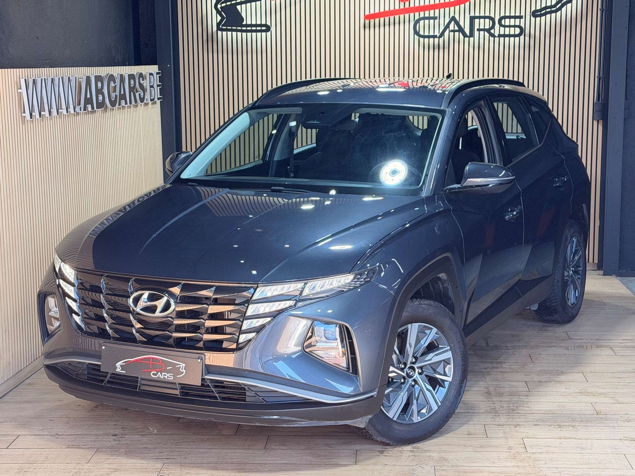 Hyundai Tucson 1.6 CRDi * GARANTIE 12 MOIS * 1ER PROPRIETAIR, Autos, Achat, Euro 6, Entreprise, Noir