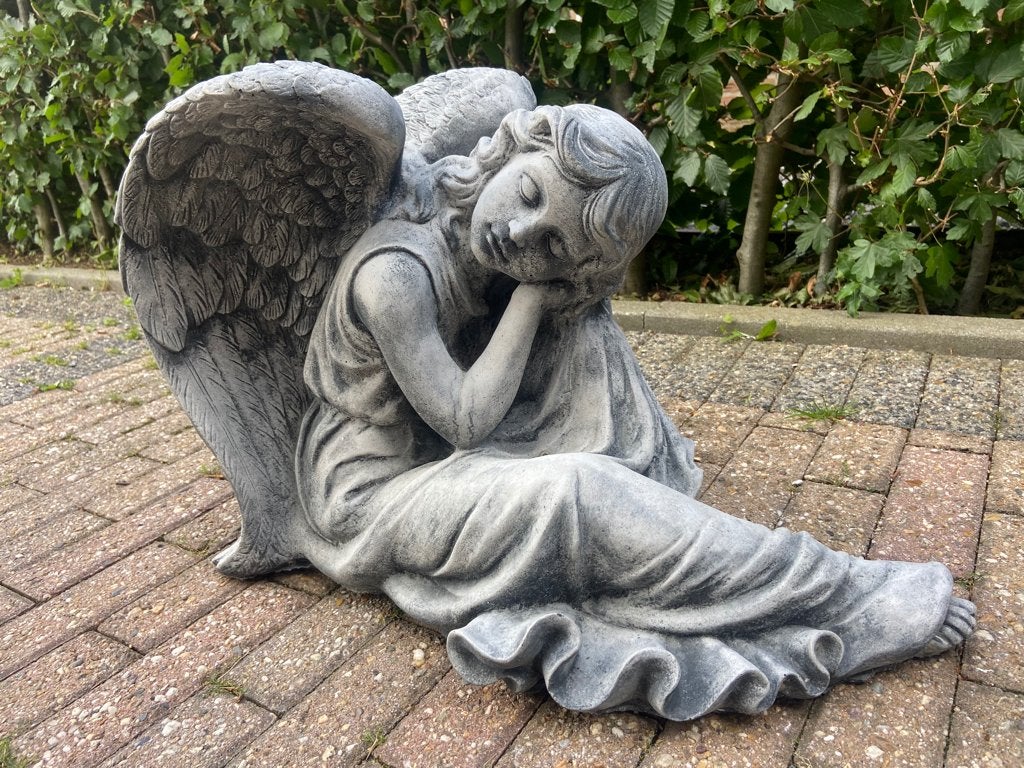 Slapende Engel , 60x40cm, Tuin en Terras, Tuinbeelden, Ophalen, Nieuw, Beton, Engelenbeeld