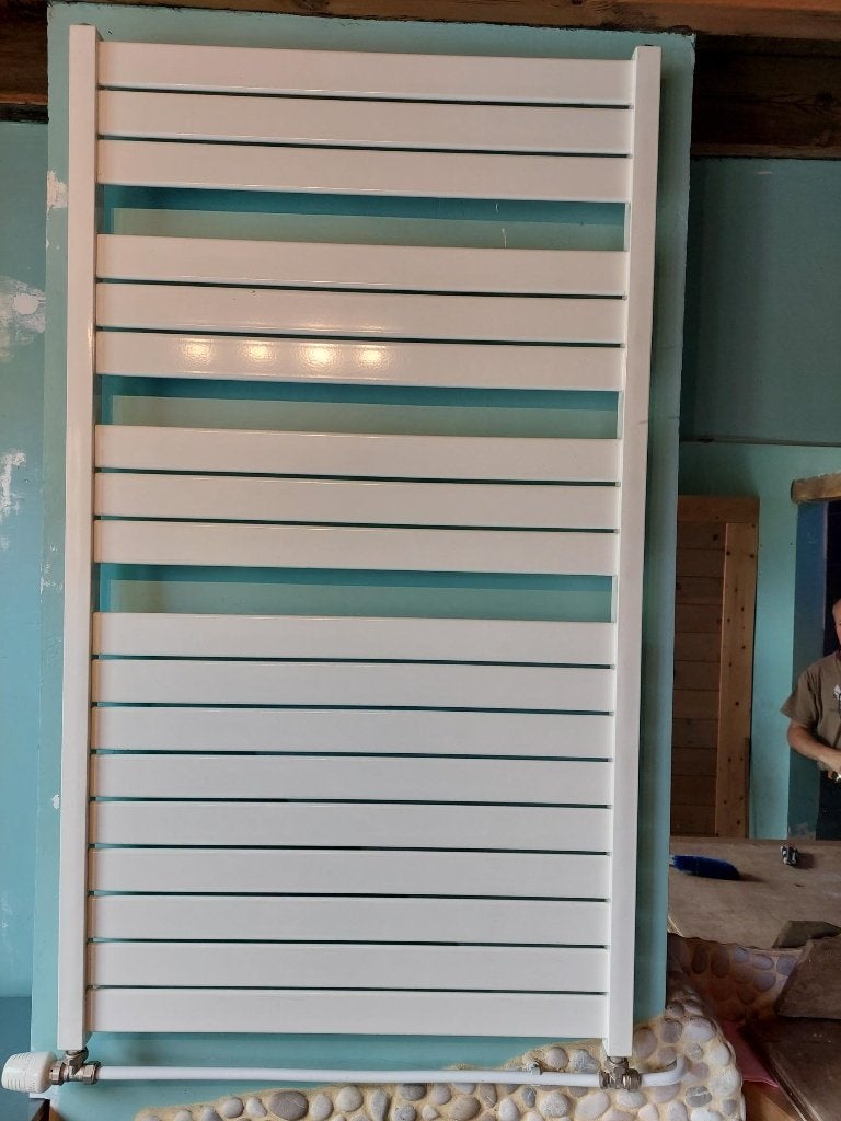 radiateur sèche-serviettes de Jaga avec vanne thermostatique, Bricolage & Construction, Enlèvement, Comme neuf