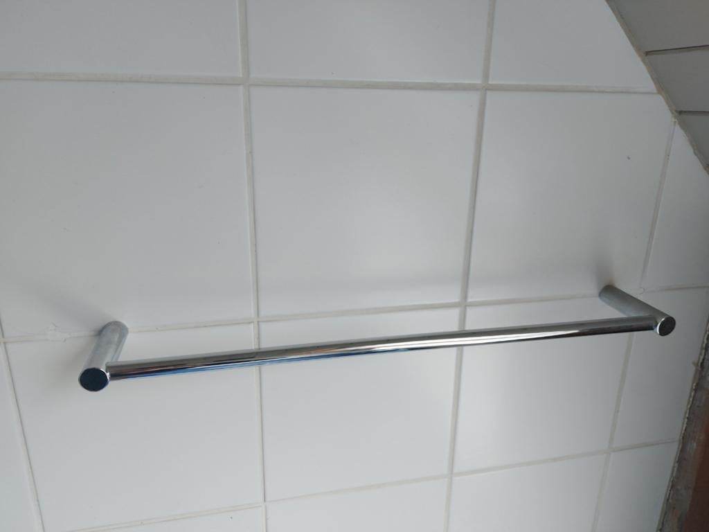 Handdoekhouder in chroom 50 cm, Ophalen of Verzenden, Zo goed als nieuw