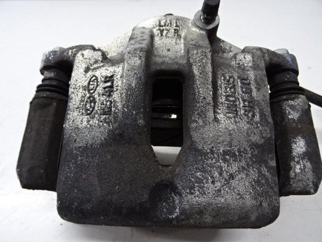 REMKLAUW LINKS VOOR Hyundai iX35 (LM) (01-2009/12-2015), Hyundai Motor Deutschland GmbH, Gebruikt, Kaiserleipromenade 5
63067  Offenbach am Main, DE