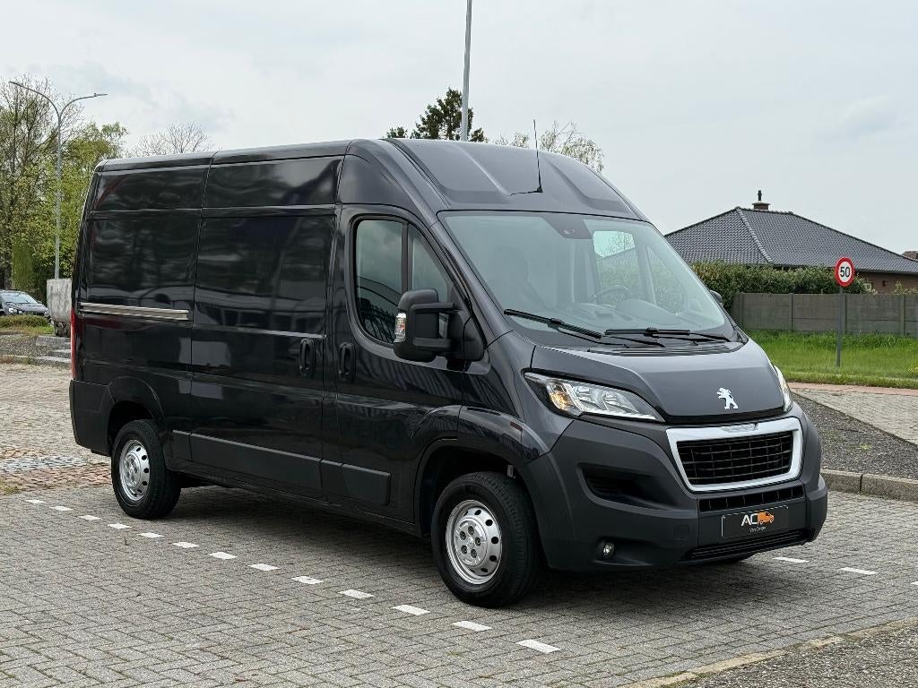 ✅Peugeot Boxer 2.2HDI/Airco/Garantie/Navi/Camera/Lane/2021, Auto's, Voorwielaandrijving, Stof, 4 cilinders, Zwart