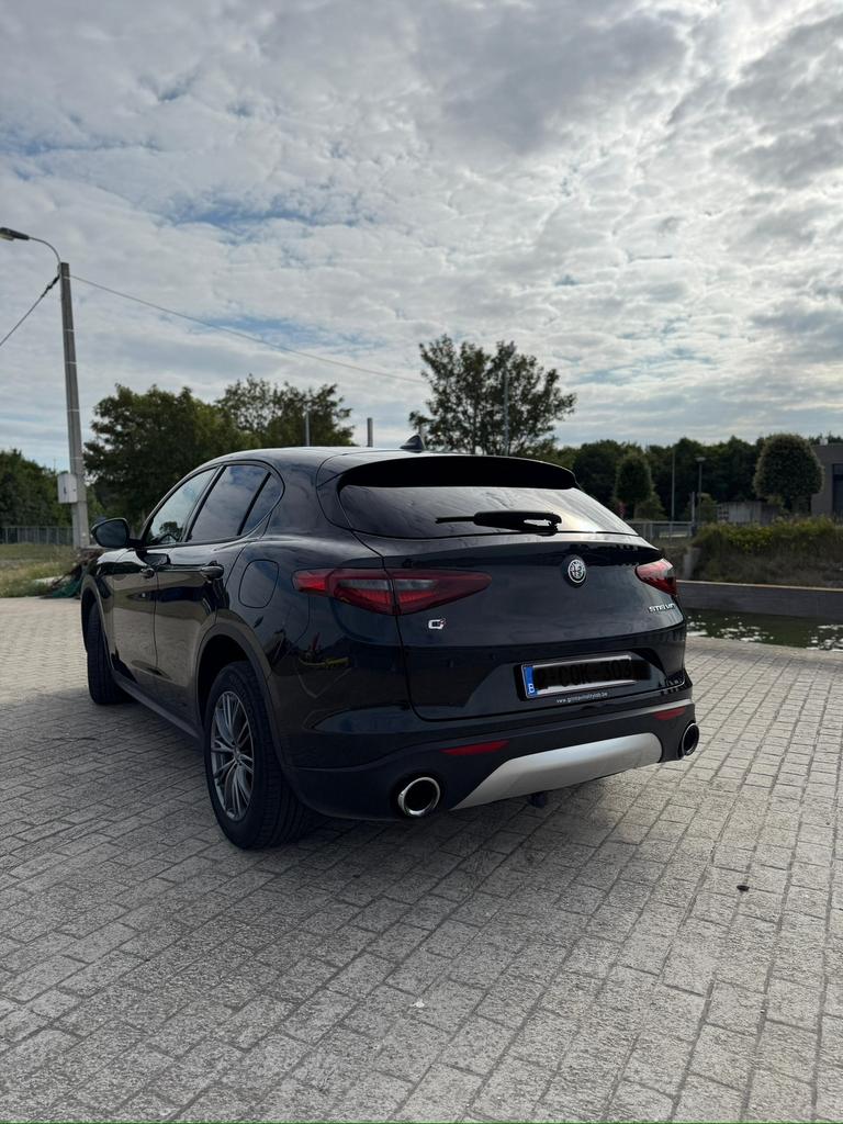 Alfa Romeo Stelvio, Autos, Alfa Romeo, Achat, 5 portes, Particulier, Cuir synthéthique