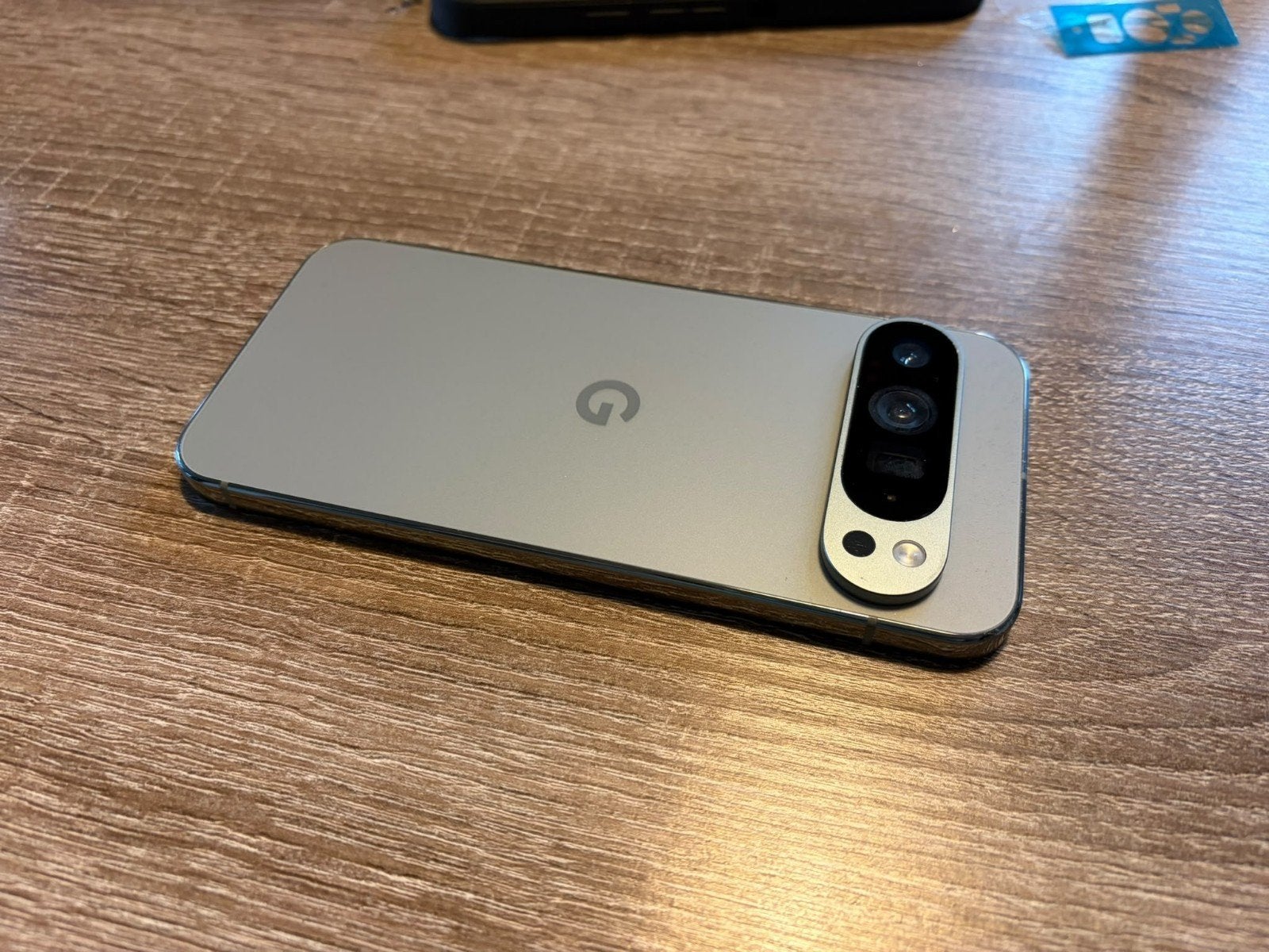 Google Pixel 9 Pro XL 256 GB Hazel, Autres modèles, Enlèvement ou Envoi, 6 mégapixels ou plus, Utilisé
