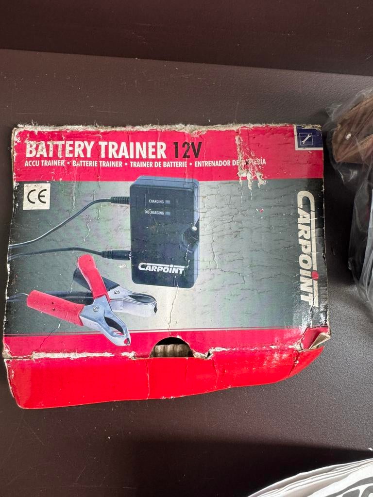 Carpoint batterij-trainer of druppellader (12V) voor het ond, Auto-onderdelen, Accu's en Toebehoren, Ophalen of Verzenden, Nieuw