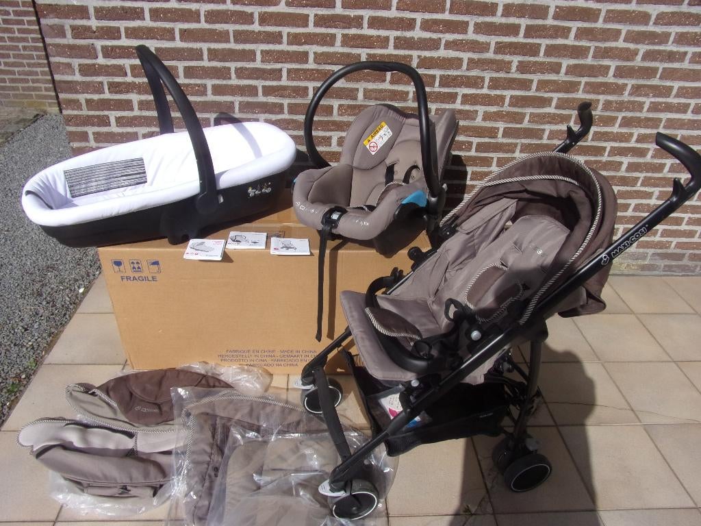 MAXI - COSI : MAIA TRIO EARTHBROWN (3 in 1), Enfants & Bébés, Avec siège auto, Comme neuf, Enlèvement, Poussette