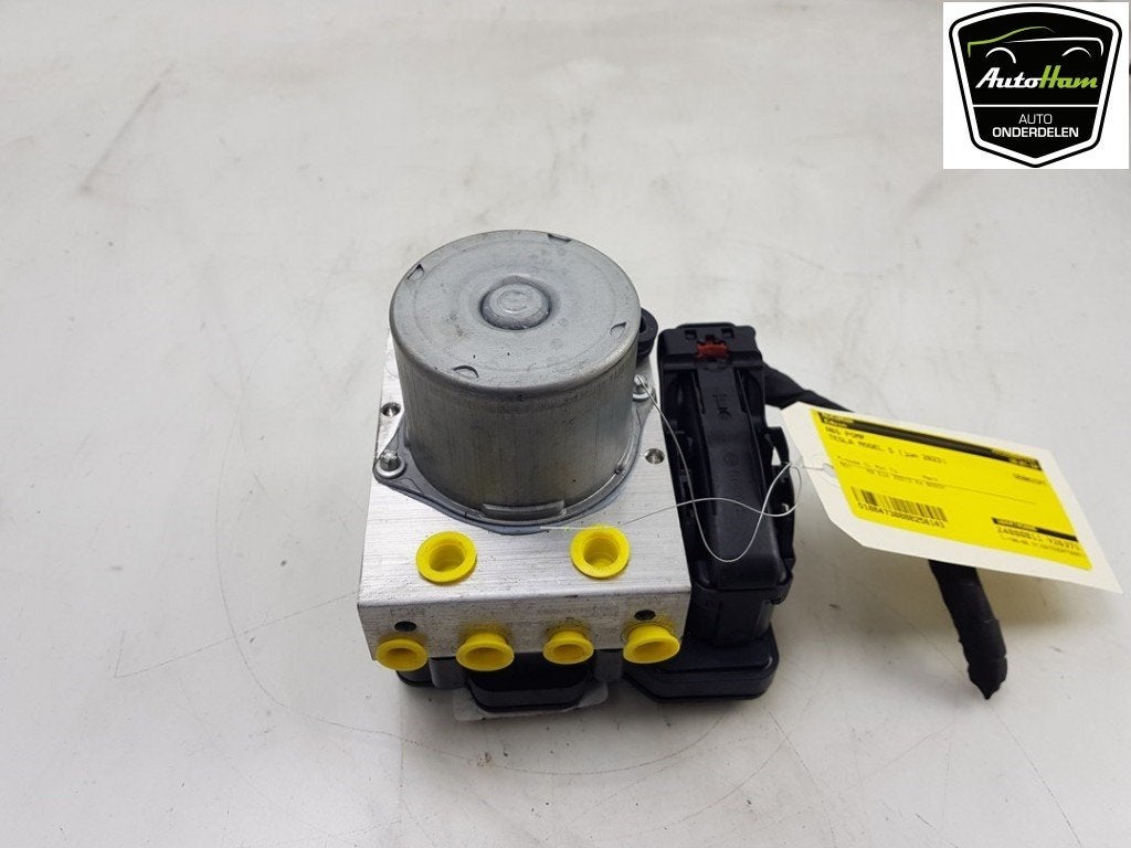 ABS POMP Tesla Model S (01-2012/02-2016), Robert Bosch AG, Gebruikt, Overige automerken, Robert-Bosch-Allee 1
74232  Abstatt, DE