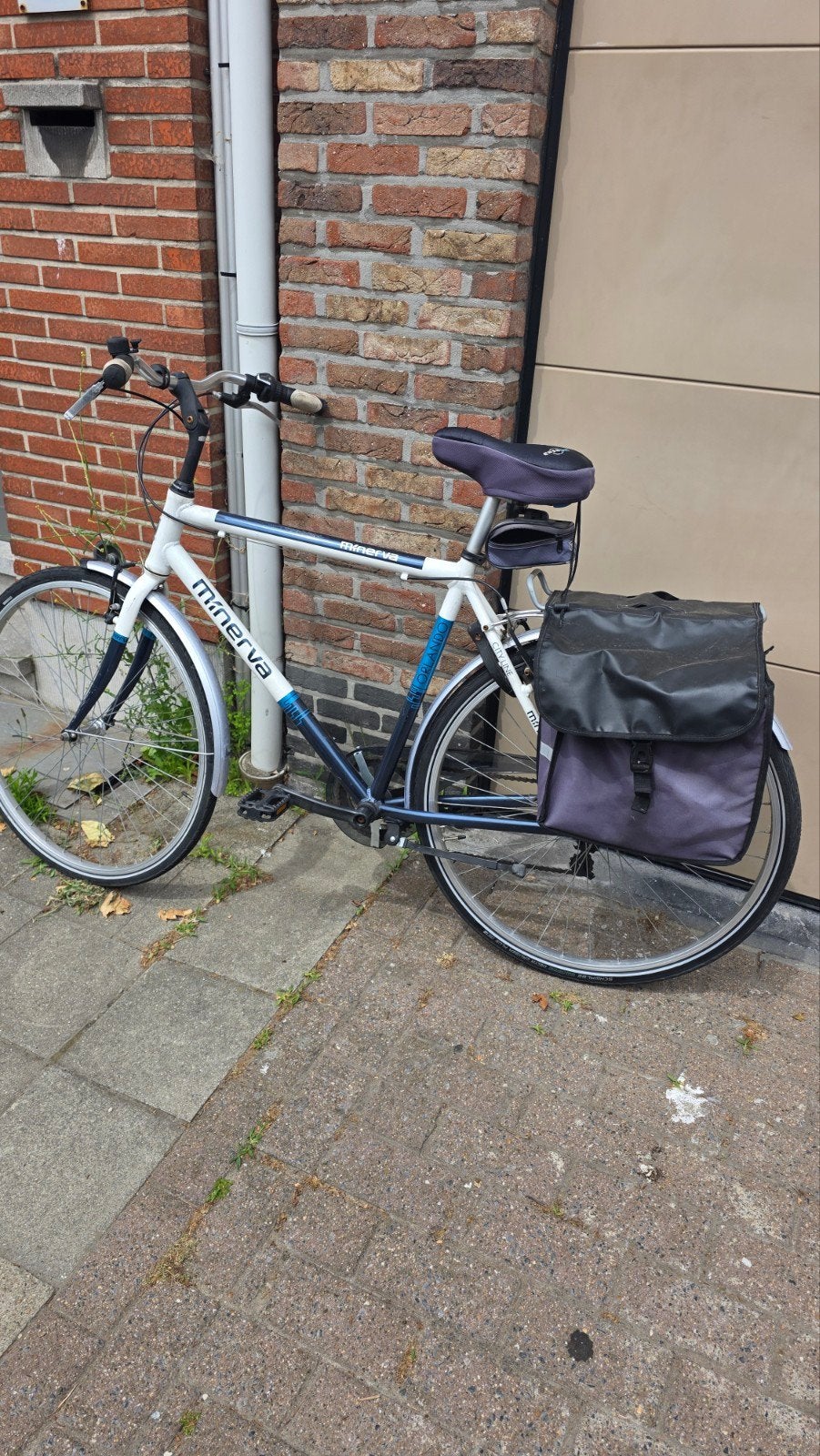Minerva Orlando Fiets, Ophalen