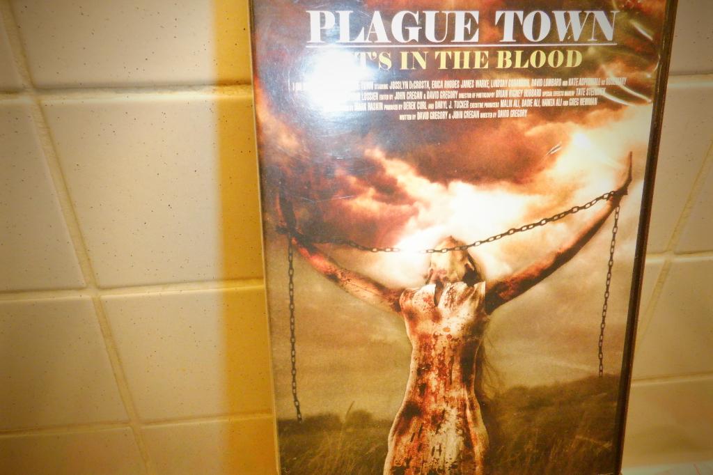 DVD Plague Town -It's In The Blood-, Vanaf 16 jaar, Ophalen of Verzenden, Zo goed als nieuw, Gore