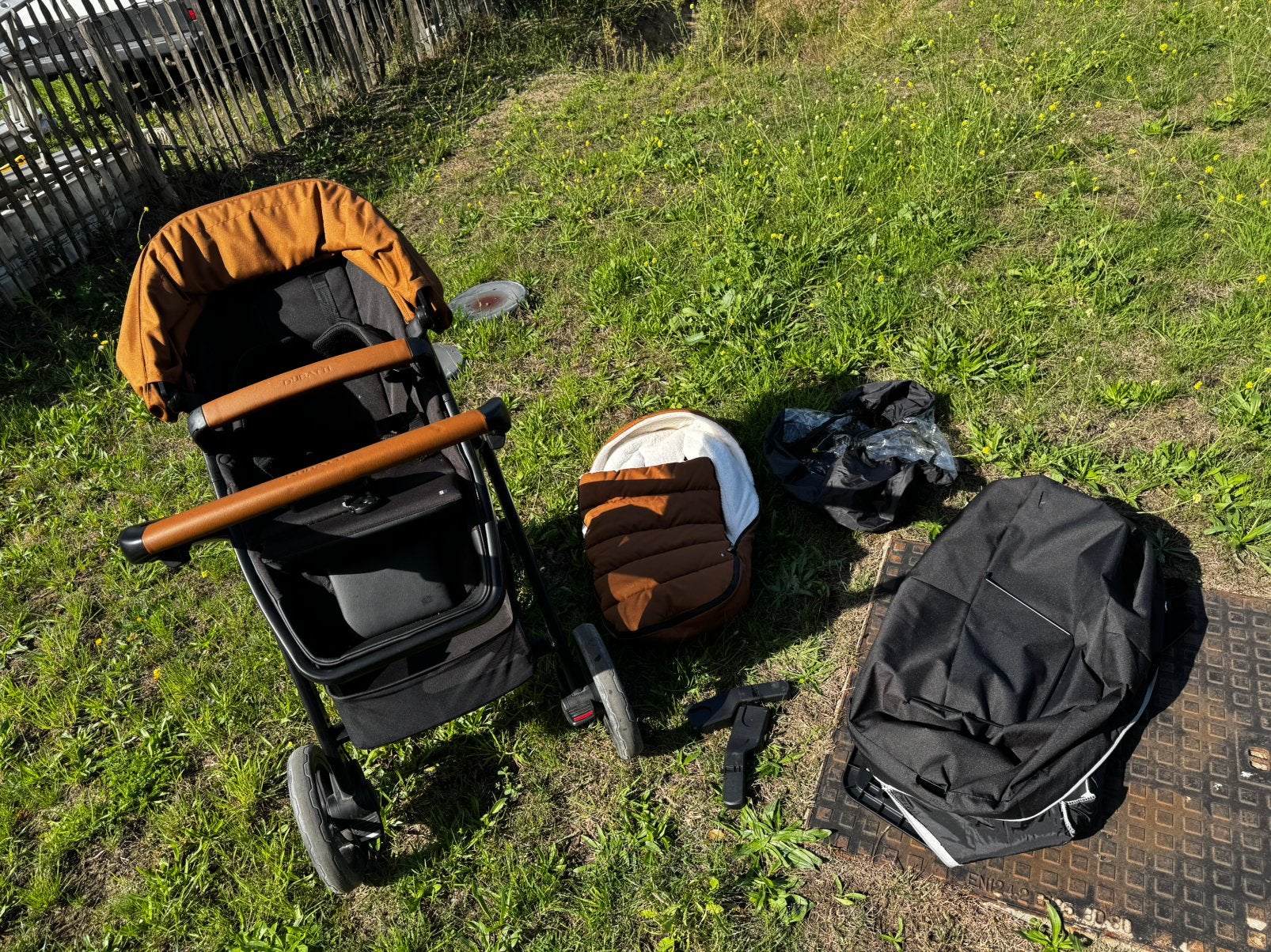 Kinderwagen DUBATTI TWO met toebehoren, Kinderen en Baby's, Gebruikt, Combiwagen, Met reiswieg, Ophalen