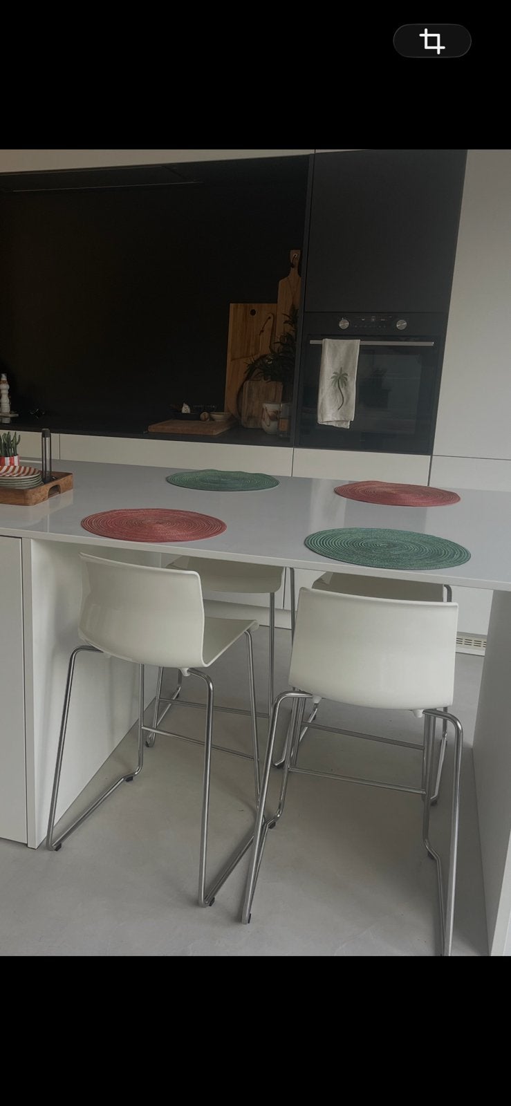 4 witte barkrukken, Huis en Inrichting, 4 krukken, Ophalen, Gebruikt, Kunststof