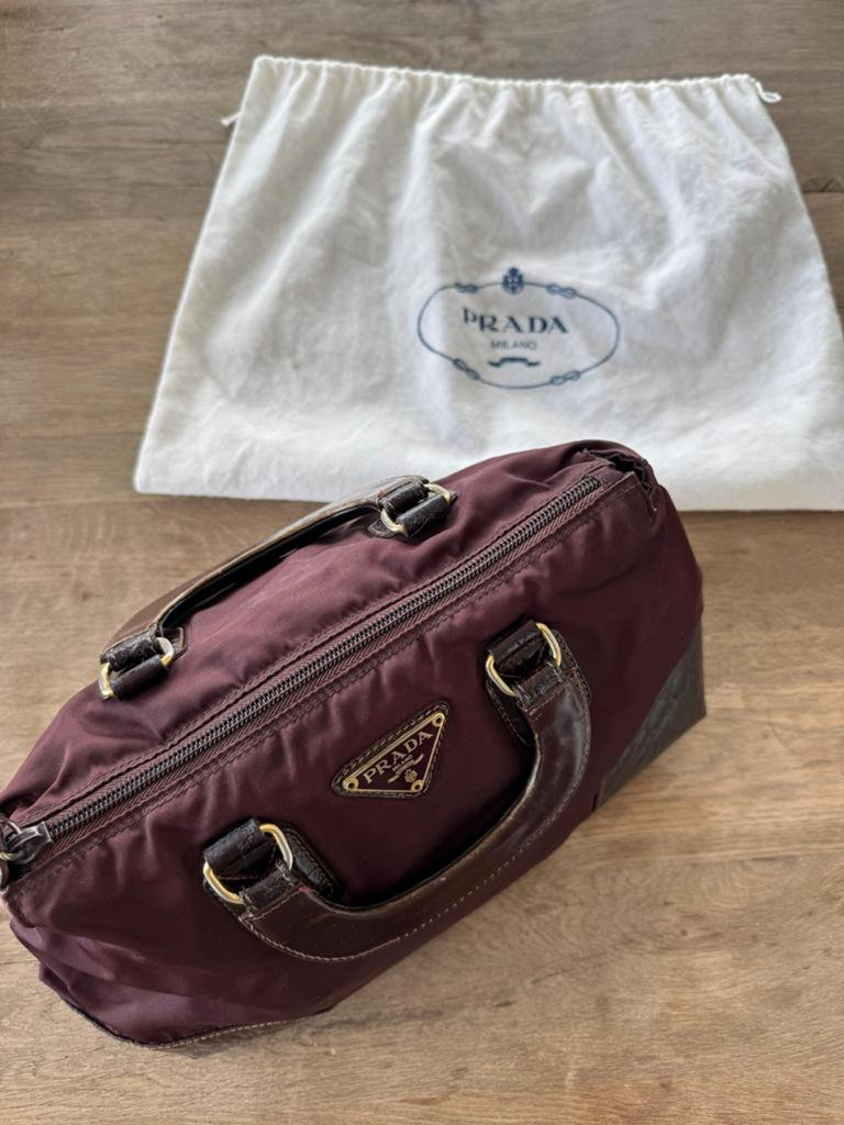 Prada bordeaux handtas, Ophalen of Verzenden, Gebruikt, Overige kleuren, Handtas