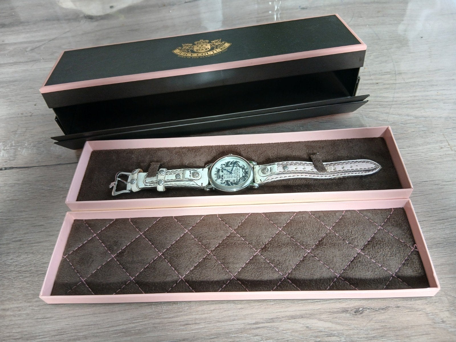 Prachtig Juicy Couture Y2K horloge - volledige set, Overige merken, Leer, Staal, Polshorloge