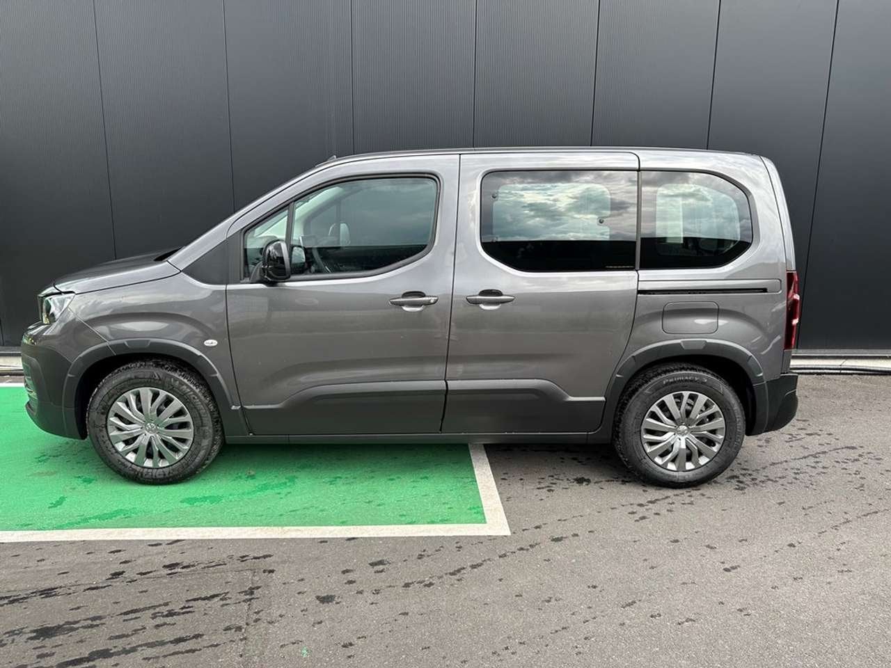 Peugeot Rifter Elektrisch *DEMO*, Autos, Peugeot, 0 kg, 0 cylindres, 5 places, Automatique