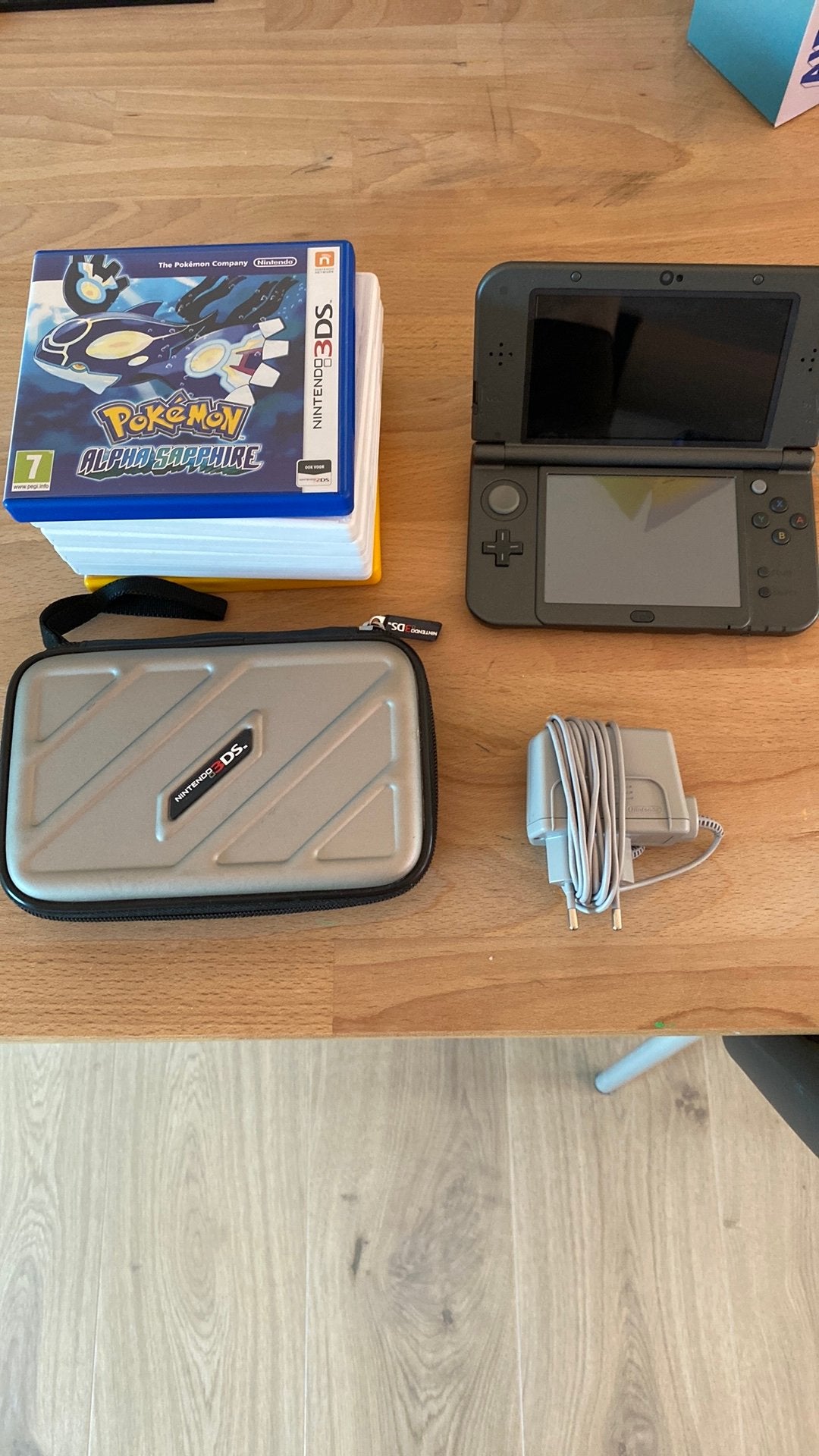 Classic Nintendo 3ds zwart, Games en Spelcomputers, Games | Nintendo 2DS en 3DS, Ophalen, Gebruikt, Overige genres, 1 speler