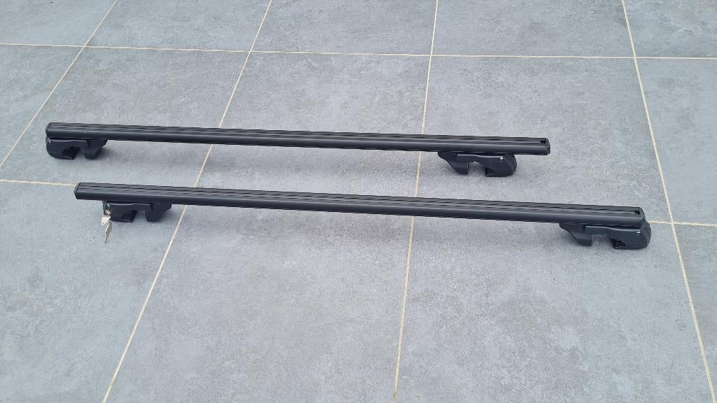 Barres de toit Menabo Sherman black, Enlèvement, Utilisé