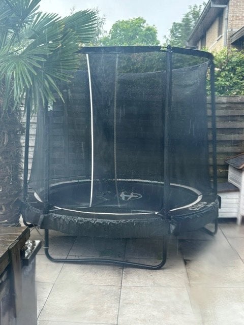 trampoline, Enlèvement