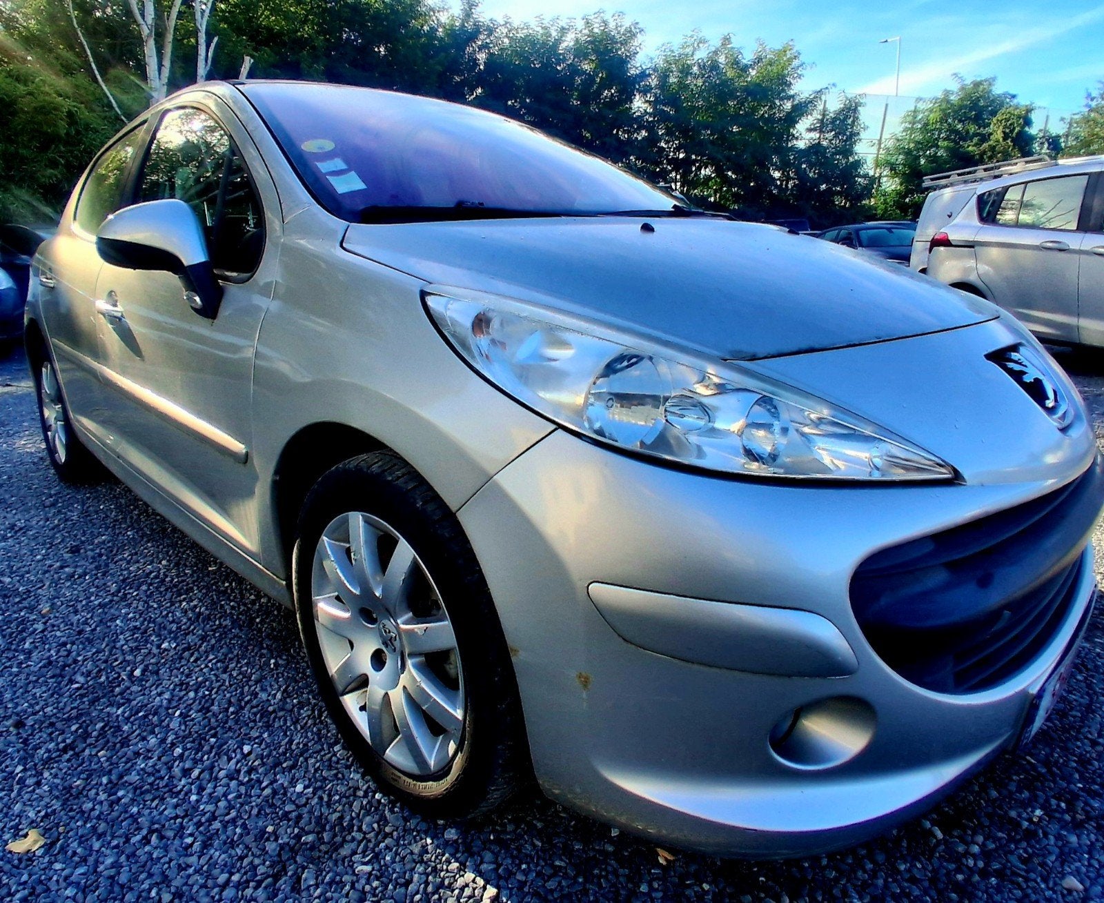Peugeot 207 automatique à essence 130k km, Entreprise, Garantie prolongée, Carnet d'entretien, Noir