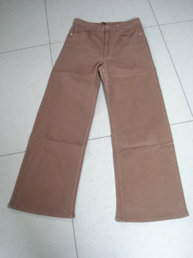 Divided bruine jeans, dames/meisjes. mt 40, Vêtements | Femmes, Jeans, Divided, Enlèvement ou Envoi, Porté, Autres couleurs