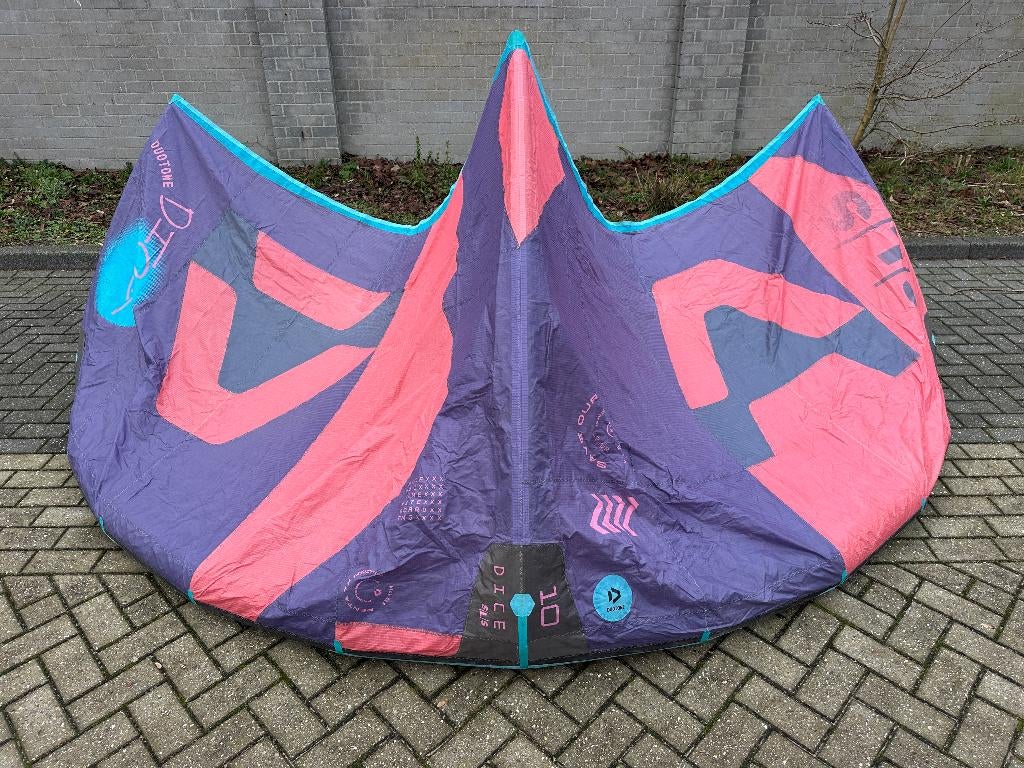 Duotone DICE SLS 2023 10m, Watersport en Boten, Kitesurfen, Ophalen, Gebruikt, 10 m², Kite