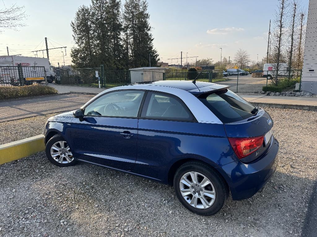 Audi A1, Auto's, Voorwielaandrijving, Stof, A1, 4 cilinders