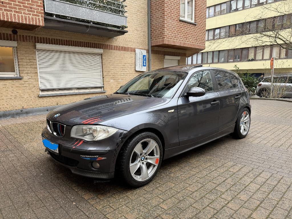 BMW 116i zonnedak op benzine, Testrit aan huis, 1 Reeks, Open dak, Bedrijf