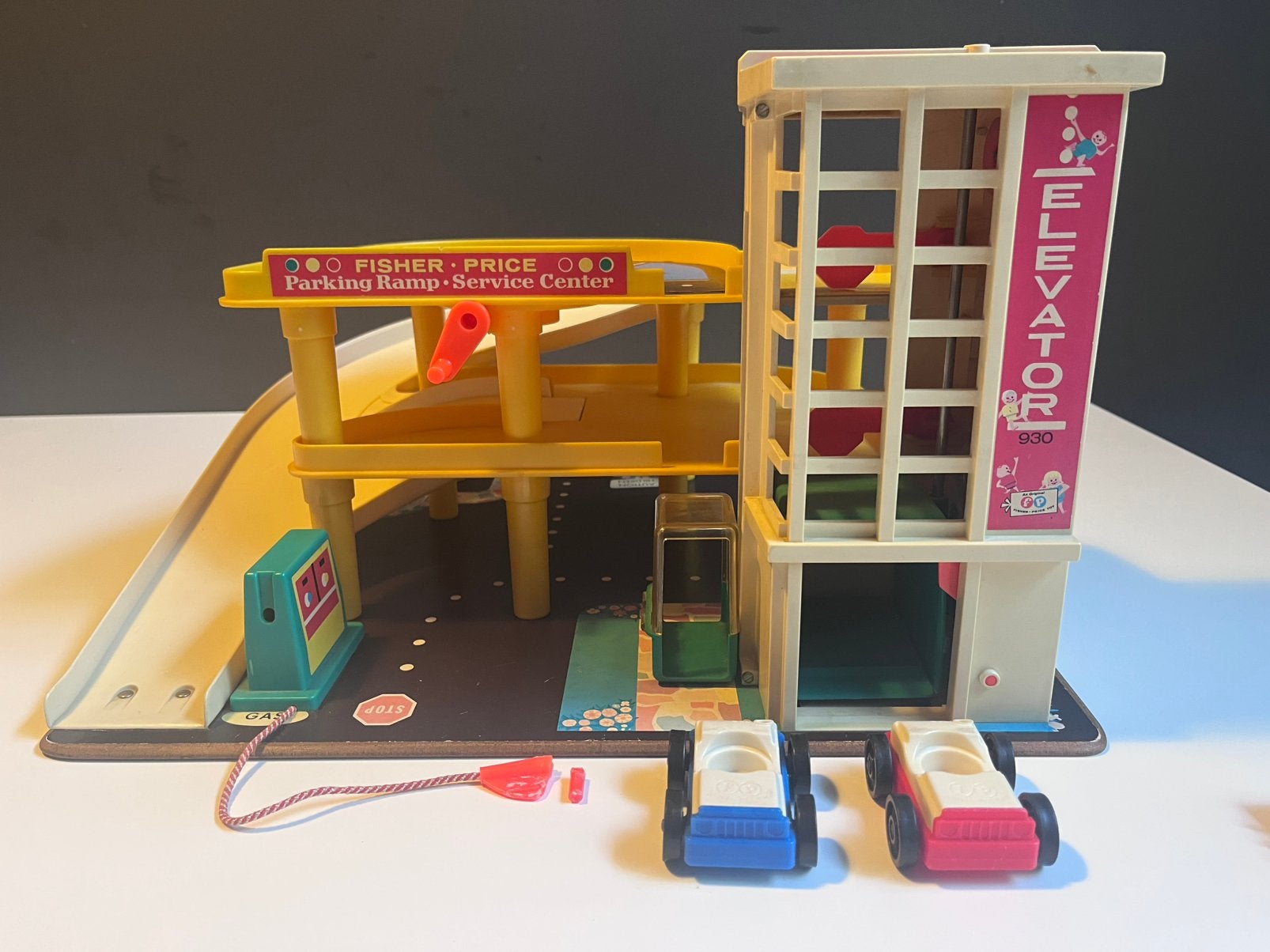 Fisher price vintage garage, Kinderen en Baby's, Speelgoed | Fisher-Price, Ophalen, Gebruikt