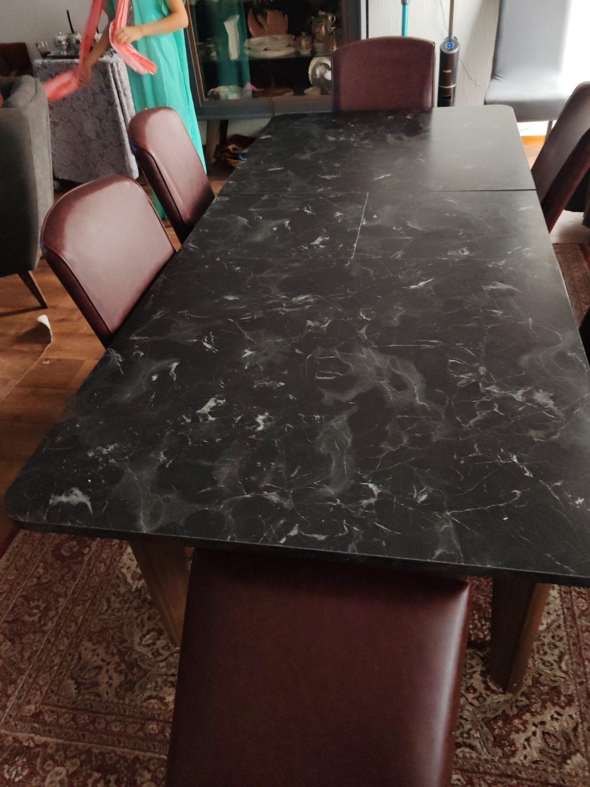 table à manger Istikbal, Maison & Meubles, 6 à 8 chaises