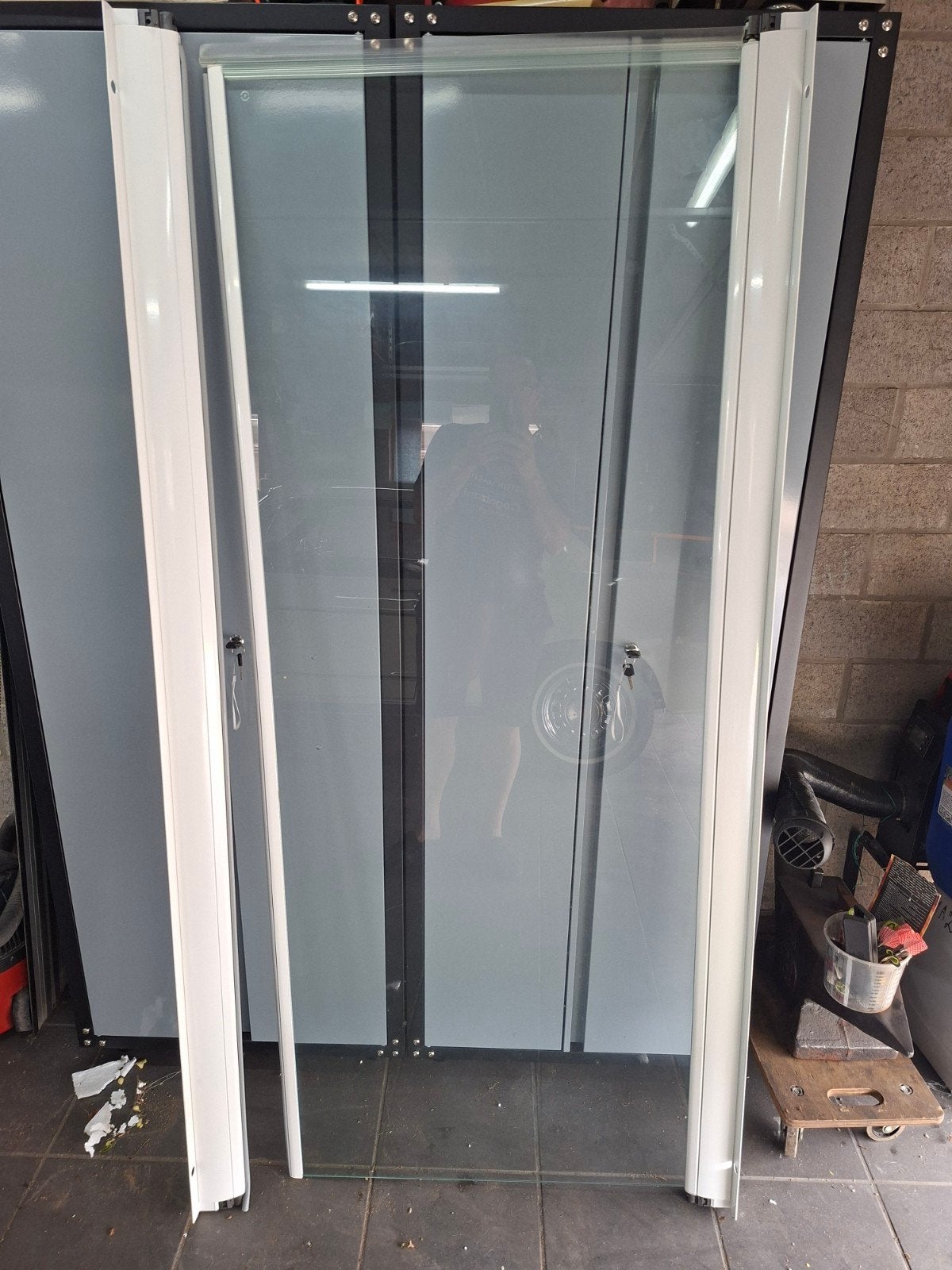 Vismara douchedeur dubbel scharnierend., Neuf, Moins de 25 cm, 50 à 100 cm, Autres types