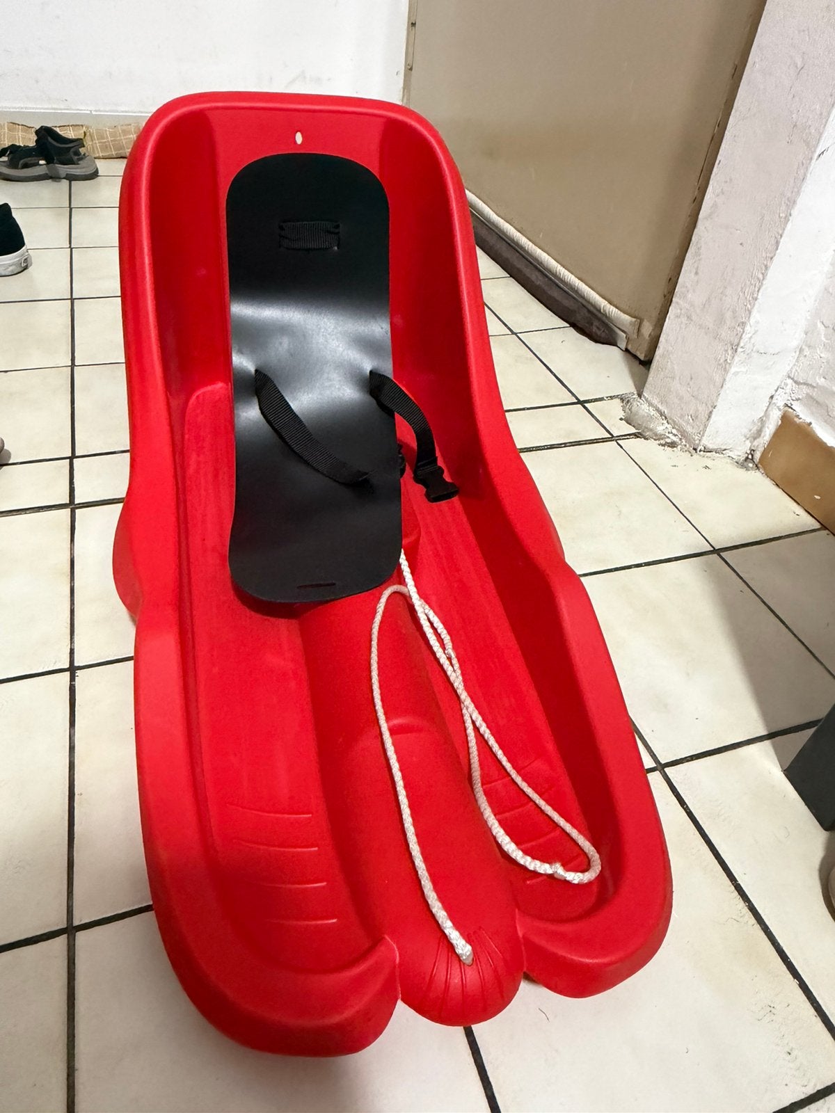 luge bebe 5 ans max, Enfants & Bébés, Enlèvement, Comme neuf