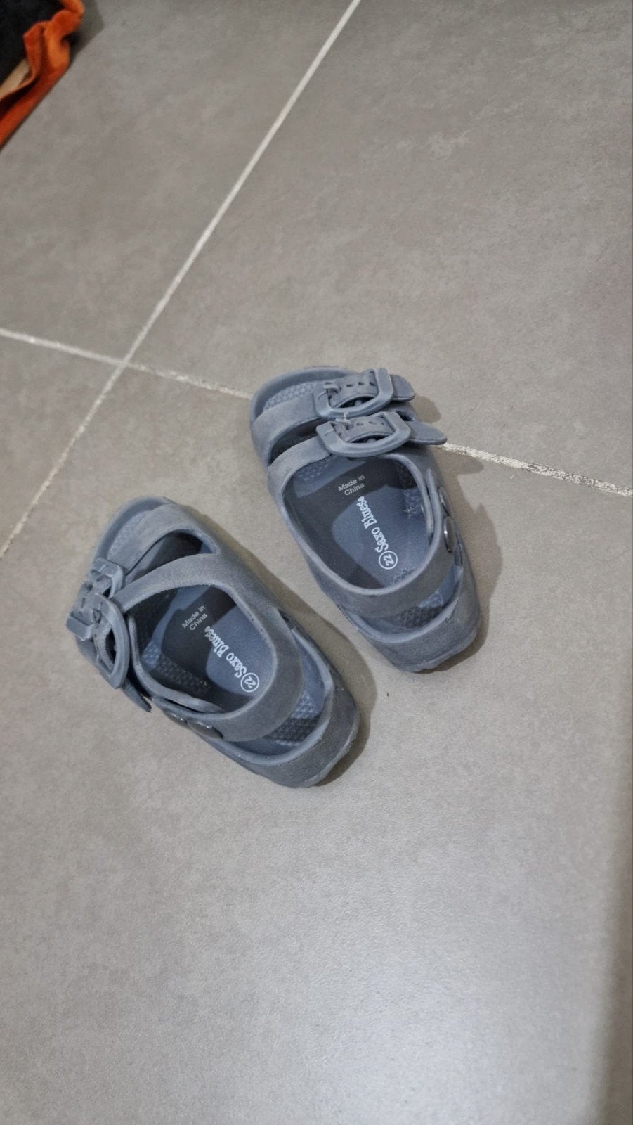 Schoen voor baby's en kinderen, Ophalen