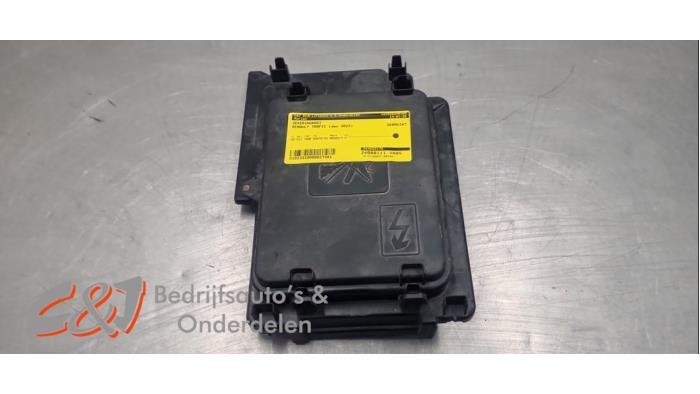 Zekeringkast van een Renault Trafic, Gebruikt, -, Renault, -
