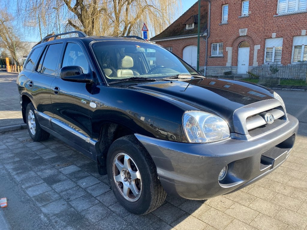 Hyundai Santa Fe Diego 2.0CRDI AIRCO Airco Wiel 116ch 4ve, Auto's, Hyundai, Dealer onderhouden, Beige, 4 cilinders, Zwart