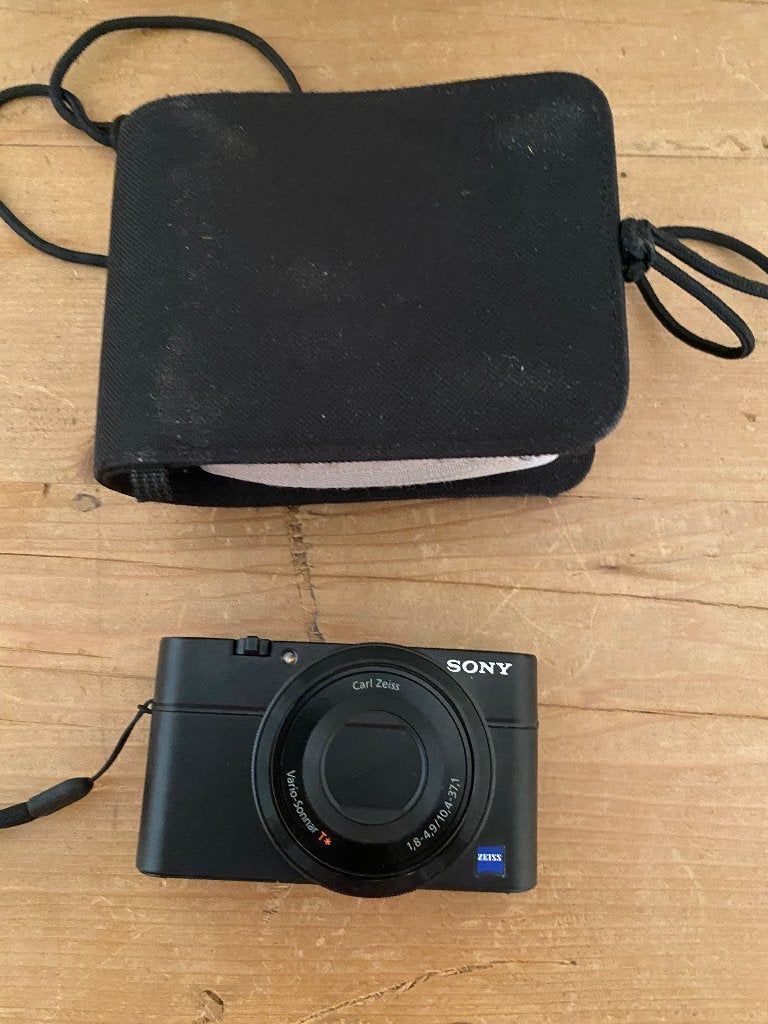 Digital camera sony, Audio, Tv en Foto, Fotocamera's Digitaal, Ingebouwde flitser, Ophalen of Verzenden, Zo goed als nieuw, Compactcamera