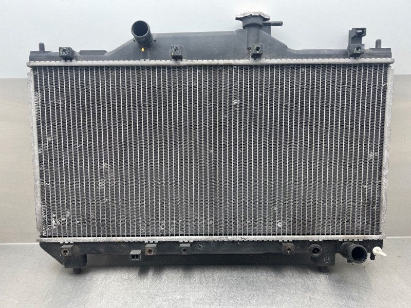 RADIATEUR EAU Toyota Avensis (T22) (01-1997/02-2003), Dhr. M. Roggen, Toyota, Stadsweg 37 37
9917 PV  WIRDUM GR., NL, Utilisé