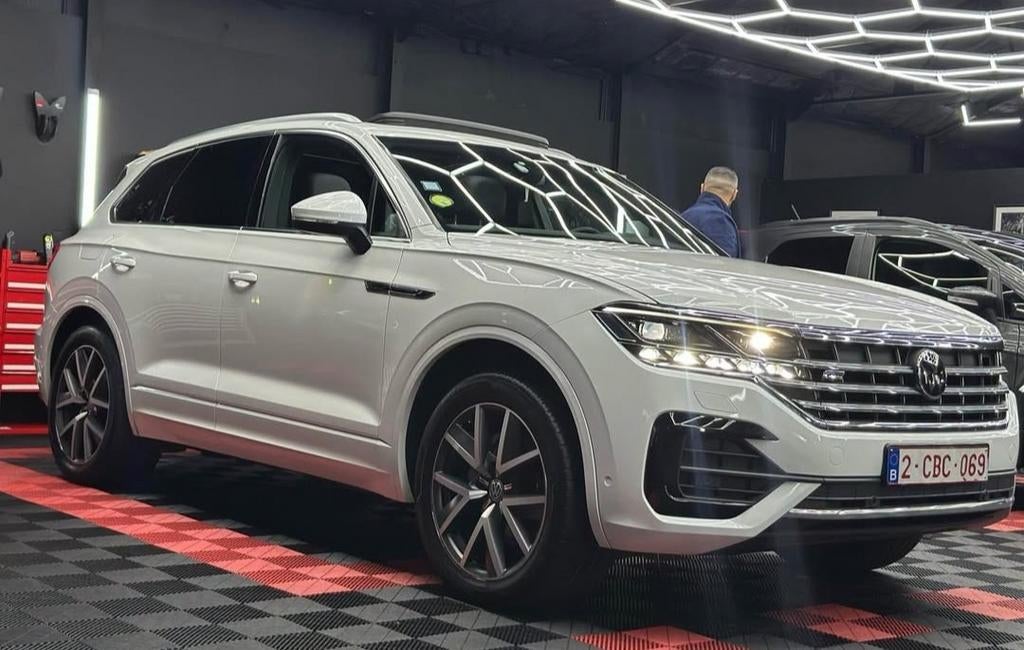 Volkswagen Touareg 2019 R-line full option comme neuf, Auto's, Te koop, Touareg