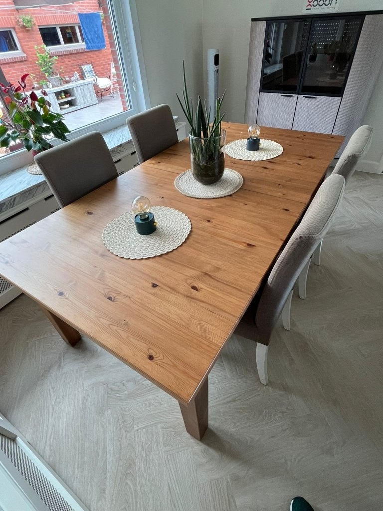Houten tafel + stoelen, Huis en Inrichting, Stoelen, Ophalen, Zo goed als nieuw, Hout, Vijf, Zes of meer stoelen
