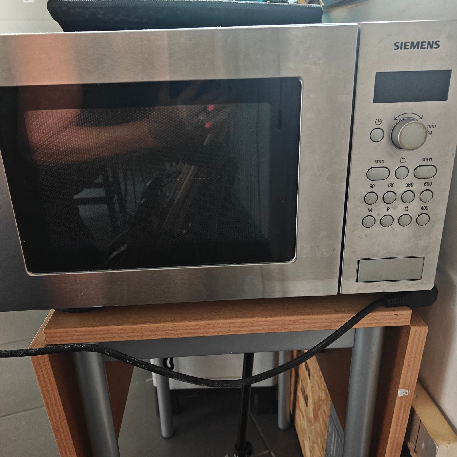 Siemens magnetron met grillfunctie, Enlèvement, Utilisé, 45 à 60 cm, Gril