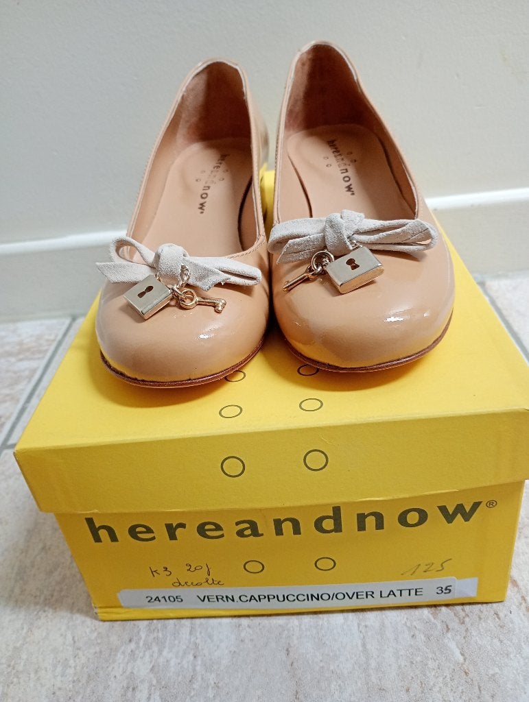 Hereandnow instapper maat 35, ANDERE, Beige, Comme neuf, Enlèvement