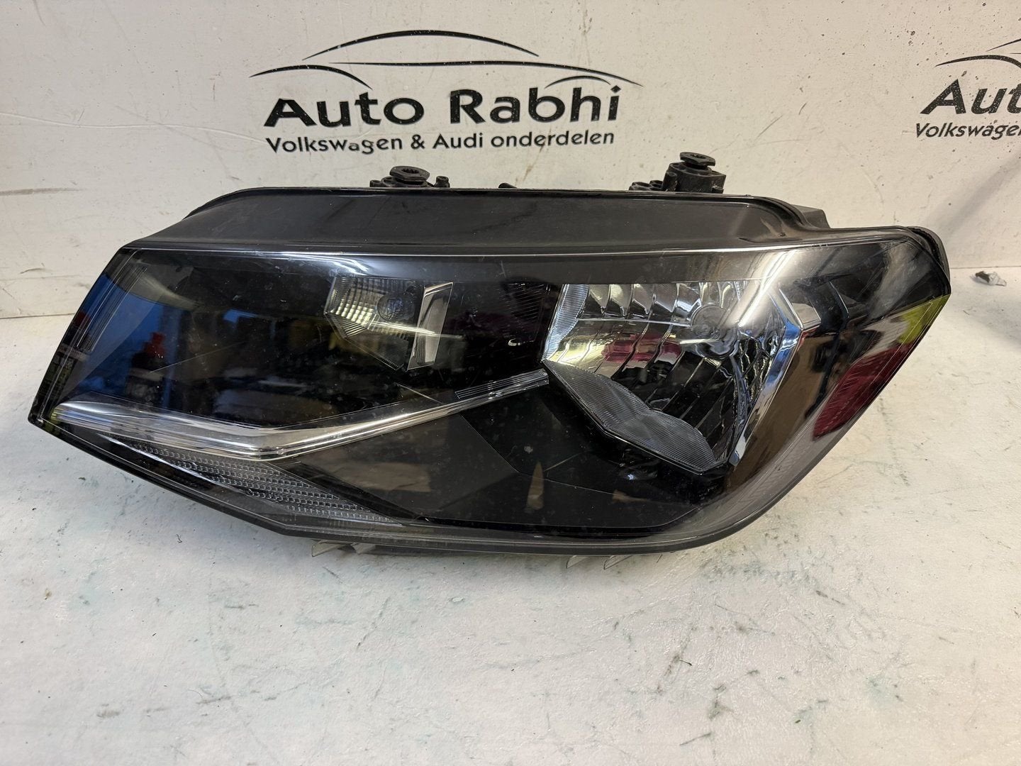 VW Caddy 2K5 Koplamp Links Halogeen H7 2K1941015B, Autos : Pièces & Accessoires, Éclairage, Utilisé, Enlèvement ou Envoi