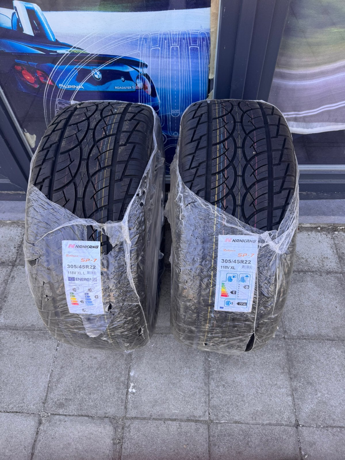 Nieuwe banden 305/45R22 118V XL L NANKANG, Ophalen, Bestelwagen, Nieuw, Overige maten